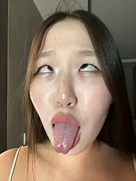 Aiko Yumi online show from 20, 12, 2024