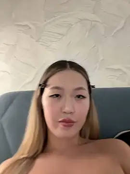 Aiko Yumi online show from 5, 11, 2025