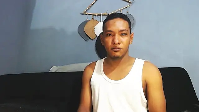 Snapshot of Grandeygruesa1 chatting on 2, 5, 2026 Grandeygruesa1 online show from 2, 5, 2026