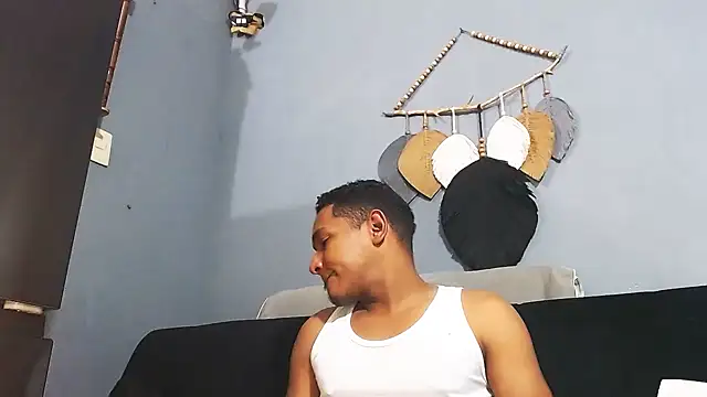 Grandeygruesa1 online show from 28, 2, 2026