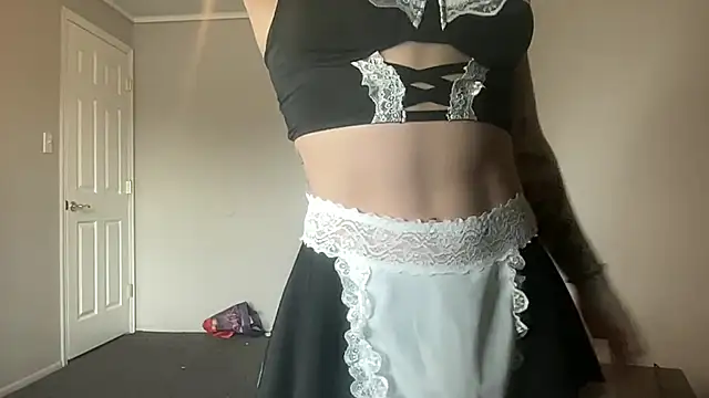 NatalieKneals online show from 7, 2, 2025