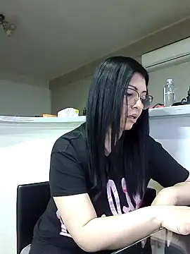Milf Abigail online show from 10, 3, 2025