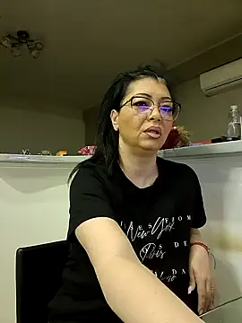Milf Abigail online show from 2, 3, 2025