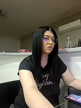 Milf Abigail online show from 28, 2, 2025
