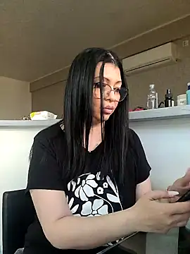 Milf Abigail online show from 20, 3, 2025