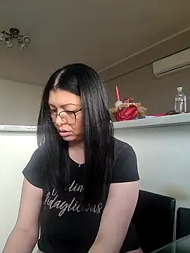 Milf Abigail online show from 24, 2, 2025