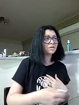 Milf Abigail online show from 8, 4, 2026