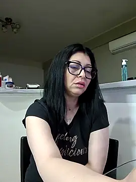 Snapshot of Milf_Abigail chatting on 15, 5, 2026 Milf Abigail online show from 15, 5, 2026