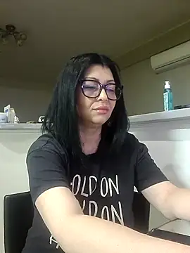Snapshot of Milf_Abigail chatting on 25, 4, 2026 Milf Abigail online show from 25, 4, 2026