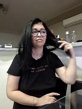 Milf Abigail online show from 17, 11, 2025