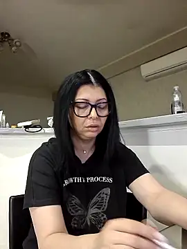 Milf Abigail online show from 9, 2, 2026