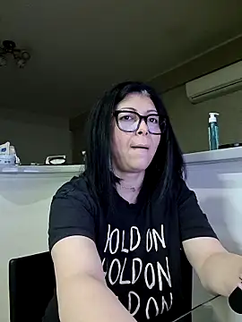 Snapshot of Milf_Abigail chatting on 7, 5, 2026 Milf Abigail online show from 7, 5, 2026