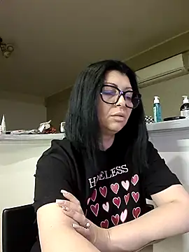 Milf Abigail online show from 9, 4, 2026