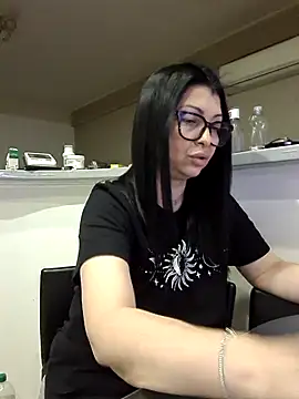 Milf Abigail online show from 26, 11, 2025