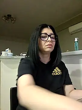 Snapshot of Milf_Abigail chatting on 4, 5, 2026 Milf Abigail online show from 4, 5, 2026