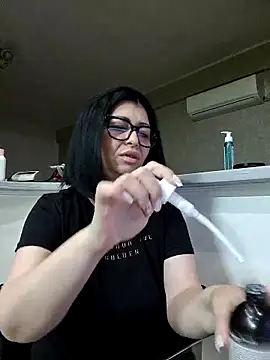 Milf Abigail online show from 27, 3, 2026