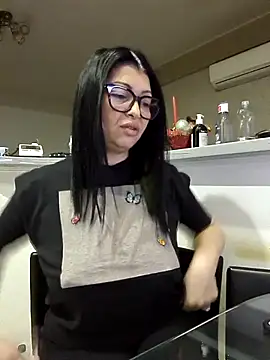 Milf Abigail online show from 17, 11, 2025