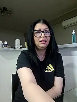 Snapshot of Milf_Abigail chatting on 22, 5, 2026 Milf Abigail online show from 22, 5, 2026