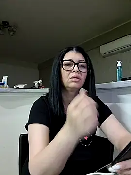 Milf Abigail online show from 13, 3, 2026