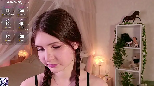 LeraKit online show from 4, 12, 2025