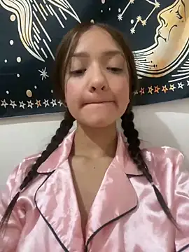 Alicia ALICIA online show from 7, 3, 2025