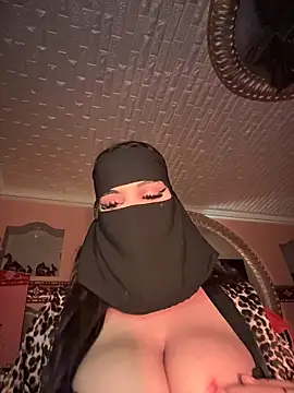 Snapshot of ORLA86 chatting on 3, 10, 2025 ORLA86 online show from 3, 10, 2025