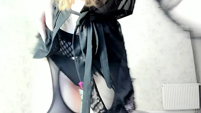 LissaCain online show from 27, 2, 2025