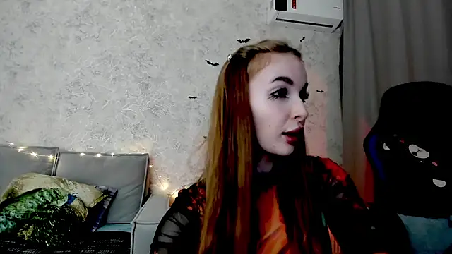 LissaCain online show from 31, 10, 2025