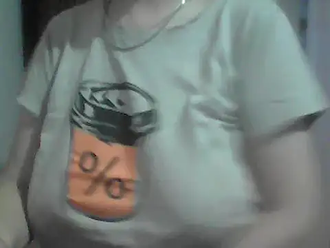 Snapshot of AnaXBerry chatting on 8, 6, 2026 AnaXBerry online show from 8, 6, 2026