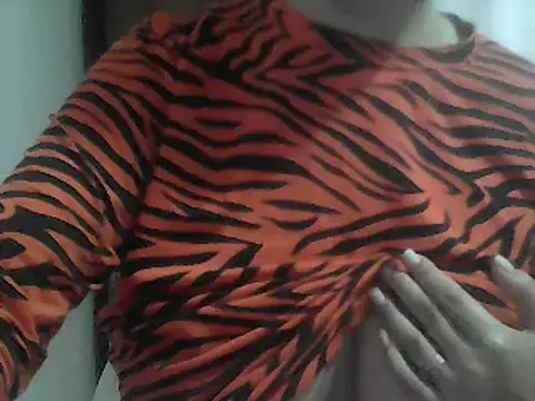 AnaXBerry online show from 4, 3, 2026