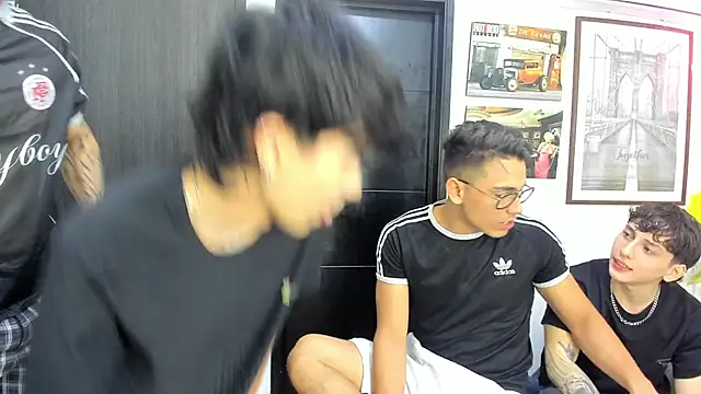 badguyss bisex online show from 16, 3, 2026