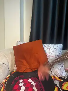 Bella kiki online show from 11, 6, 2026