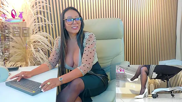 lulu 072 online show from 10, 1, 2026