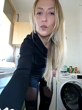 SexxyLiviaa online show from 2, 4, 2026