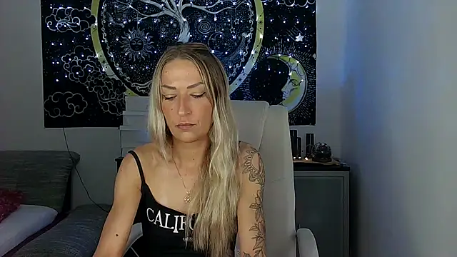 SexxyLiviaa online show from 16, 9, 2025