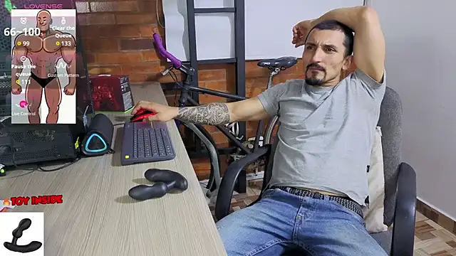Snapshot of Marck_Muscle chatting on 5, 7, 2026 Marck Muscle online show from 5, 7, 2026