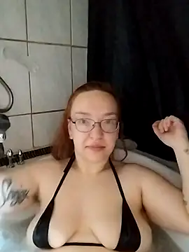 Isabella Geney online show from 4, 4, 2026