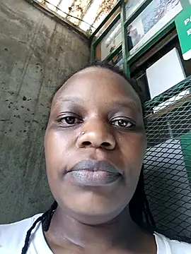 queen arianna online show from 8, 11, 2025