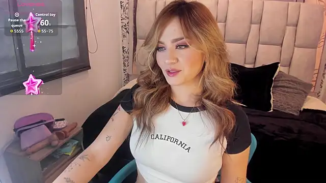 Snapshot of KataHot_ chatting on 17, 10, 2025 KataHot online show from 17, 10, 2025