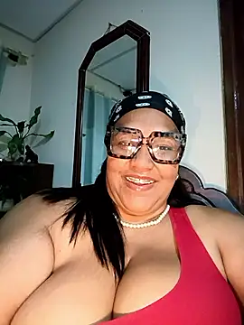 Mia Adell 11 online show from 17, 3, 2026