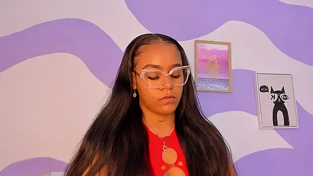 MONAAXXX  online show from 25, 2, 2025