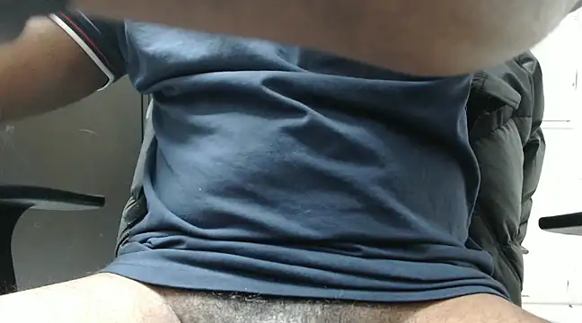 Snapshot of thkbigbrnmeat4f chatting on 7, 1, 2025 thkbigbrnmeat4f online show from 7, 1, 2025