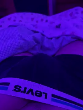 Maxxxooouuu online show from 13, 4, 2026