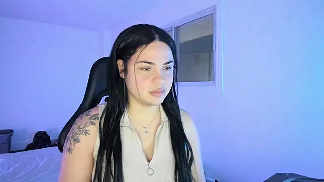 MelSaunders online show from 7, 2, 2025