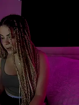 MelSaunders online show from 18, 10, 2025