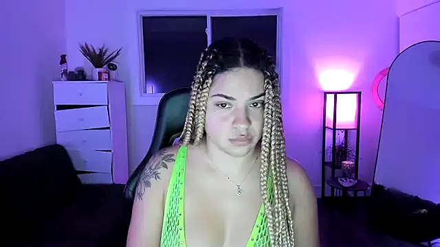 MelSaunders online show from 3, 11, 2025