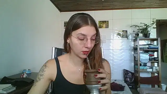 Snapshot of SweetyBabyDemon chatting on 3, 5, 2026 SweetyBabyDemon online show from 3, 5, 2026