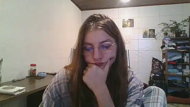 Snapshot of SweetyBabyDemon chatting on 29, 4, 2026 SweetyBabyDemon online show from 29, 4, 2026