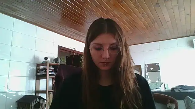 Snapshot of SweetyBabyDemon chatting on 10, 5, 2026 SweetyBabyDemon online show from 10, 5, 2026