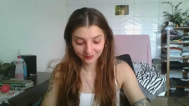 SweetyBabyDemon online show from 13, 10, 2025